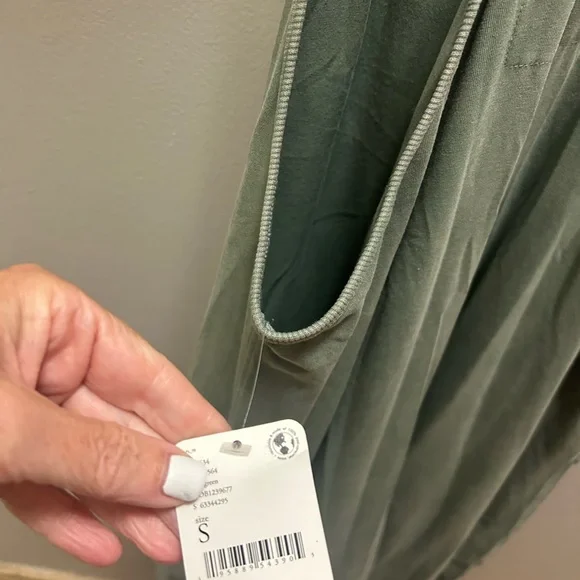 Free People hotshot onesie - Picture 4 of 4